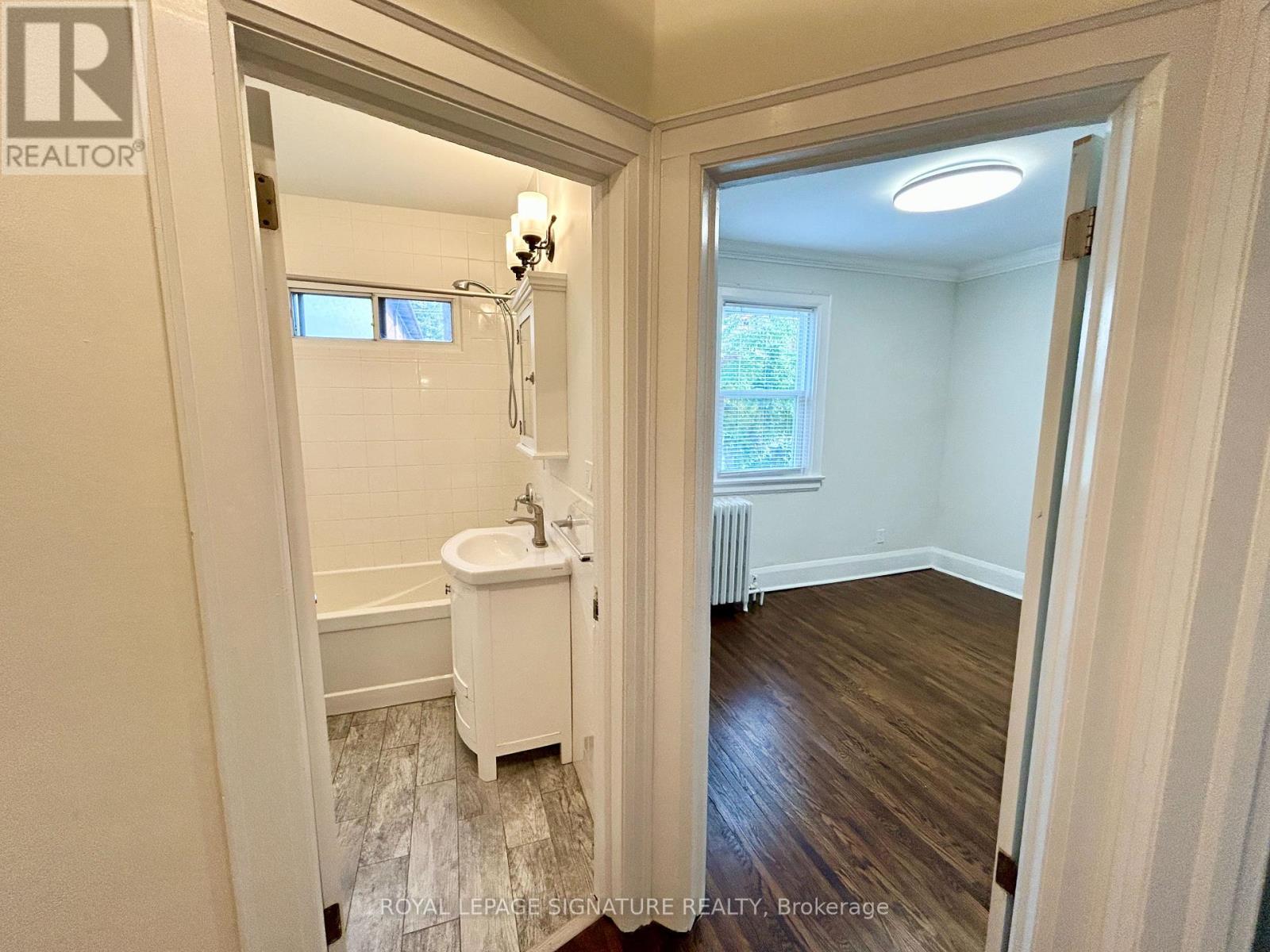 Main - 39 Scarboro Beach Boulevard, Toronto, Ontario  M4E 2W9 - Photo 22 - E12660024