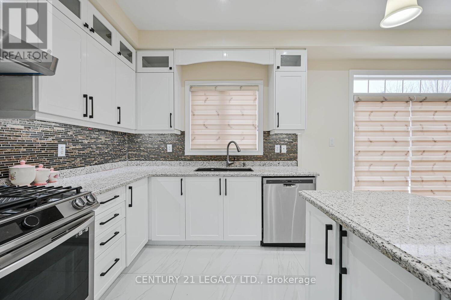 58 Gamson Crescent, Brampton, Ontario  L6R 0V6 - Photo 19 - W12660020