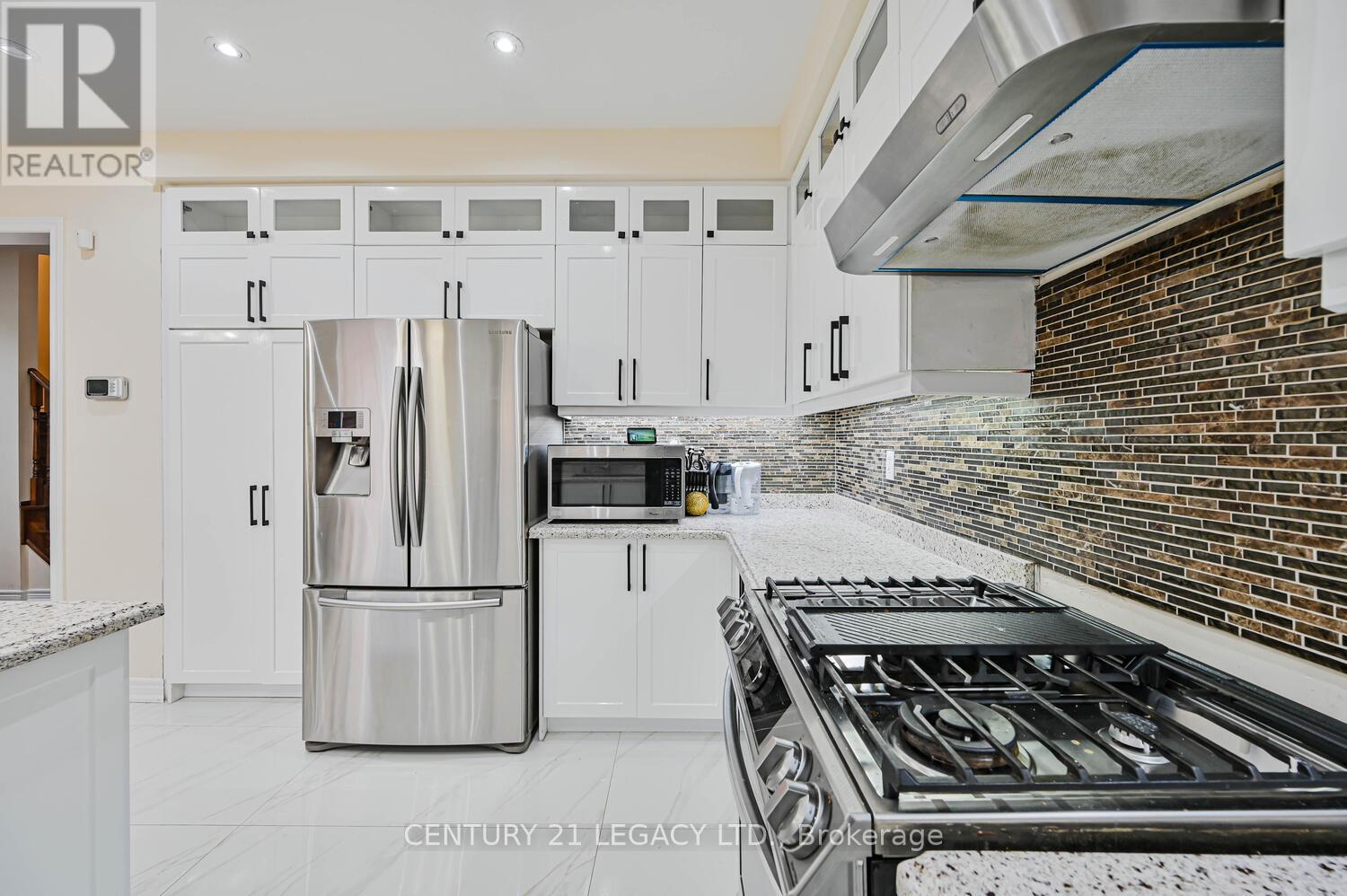 58 Gamson Crescent, Brampton, Ontario  L6R 0V6 - Photo 20 - W12660020