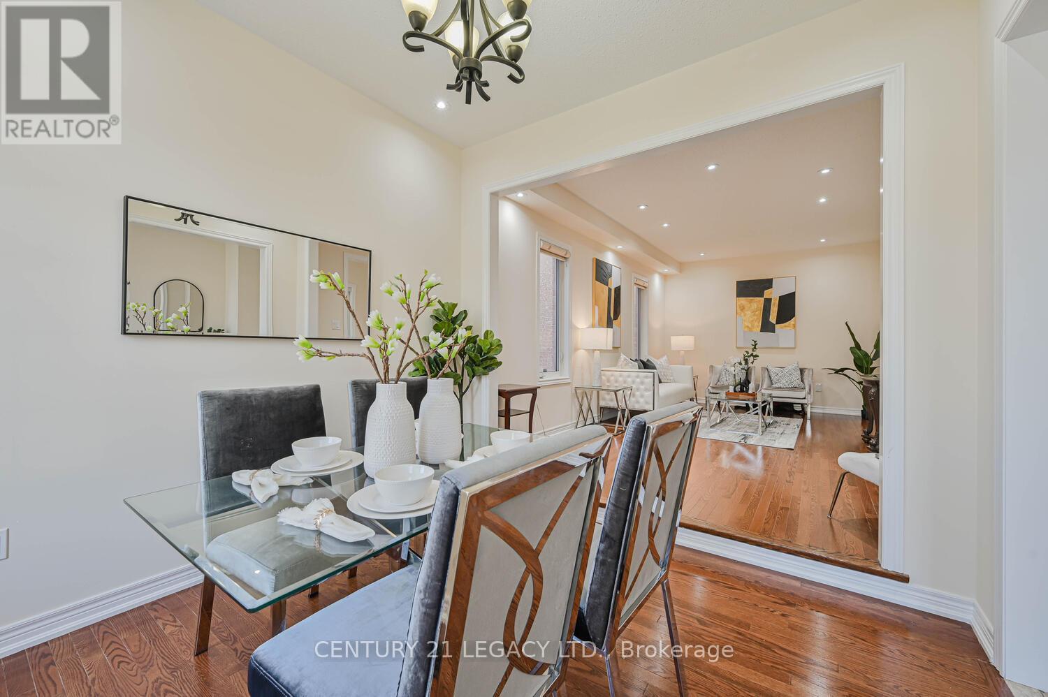 58 Gamson Crescent, Brampton, Ontario  L6R 0V6 - Photo 6 - W12660020