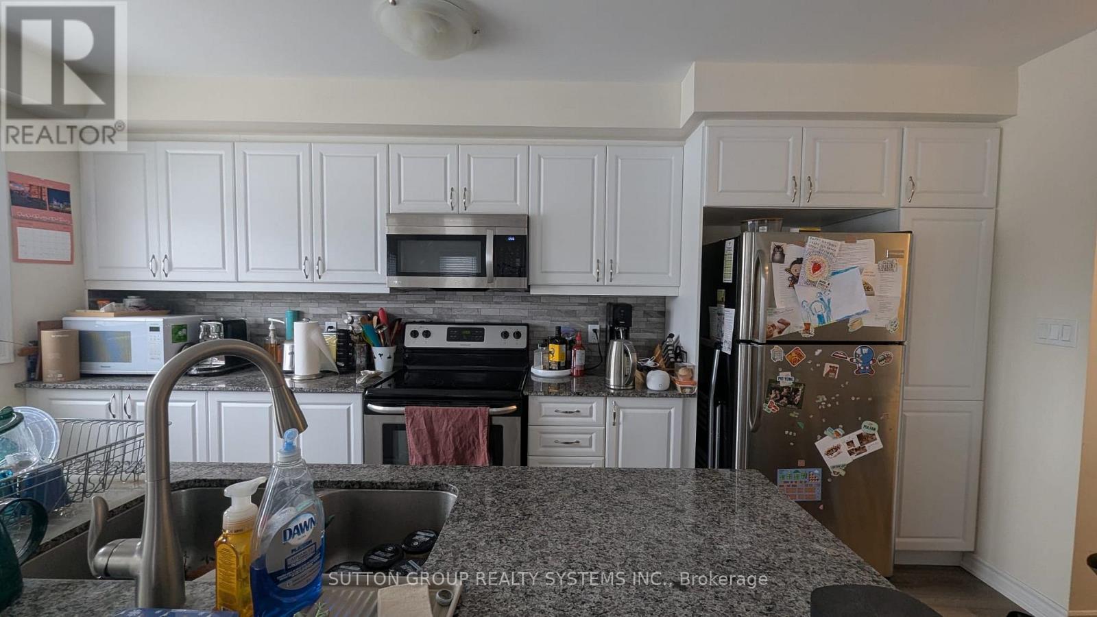 917 Apple Hill Lane, Kitchener, Ontario  N2R 0L7 - Photo 2 - X12660022