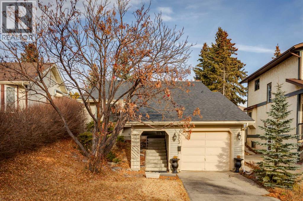 203 Edgeland Road Nw, Calgary, Alberta  T3A 2Y3 - Photo 2 - A2270924
