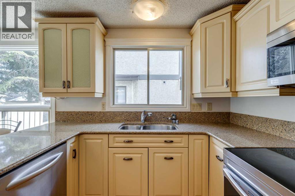 203 Edgeland Road Nw, Calgary, Alberta  T3A 2Y3 - Photo 11 - A2270924