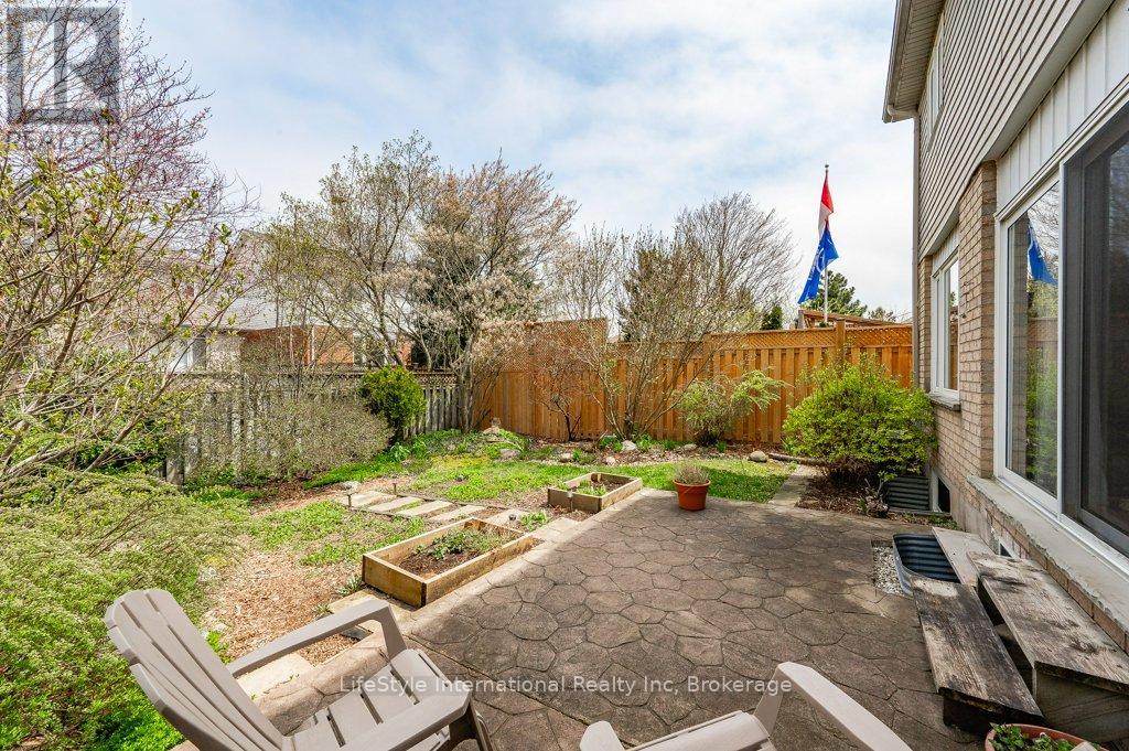 5 Camm Crescent, Guelph, Ontario  N1L 1J9 - Photo 27 - X12660034