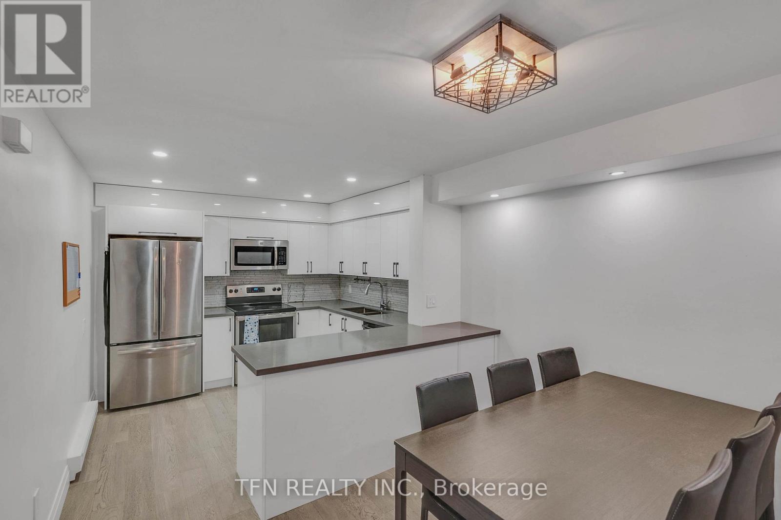 115 - 242 Milestone Crescent, Aurora, Ontario  L4G 3M2 - Photo 6 - N12653620