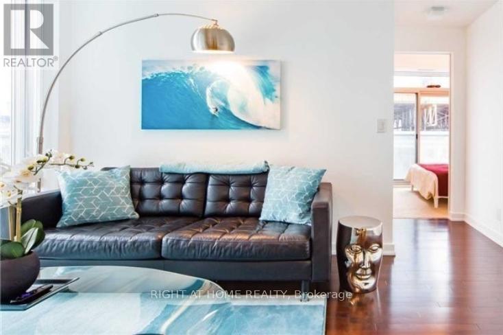 708 - 14 York Street, Toronto, Ontario  M5J 0B1 - Photo 5 - C12656132