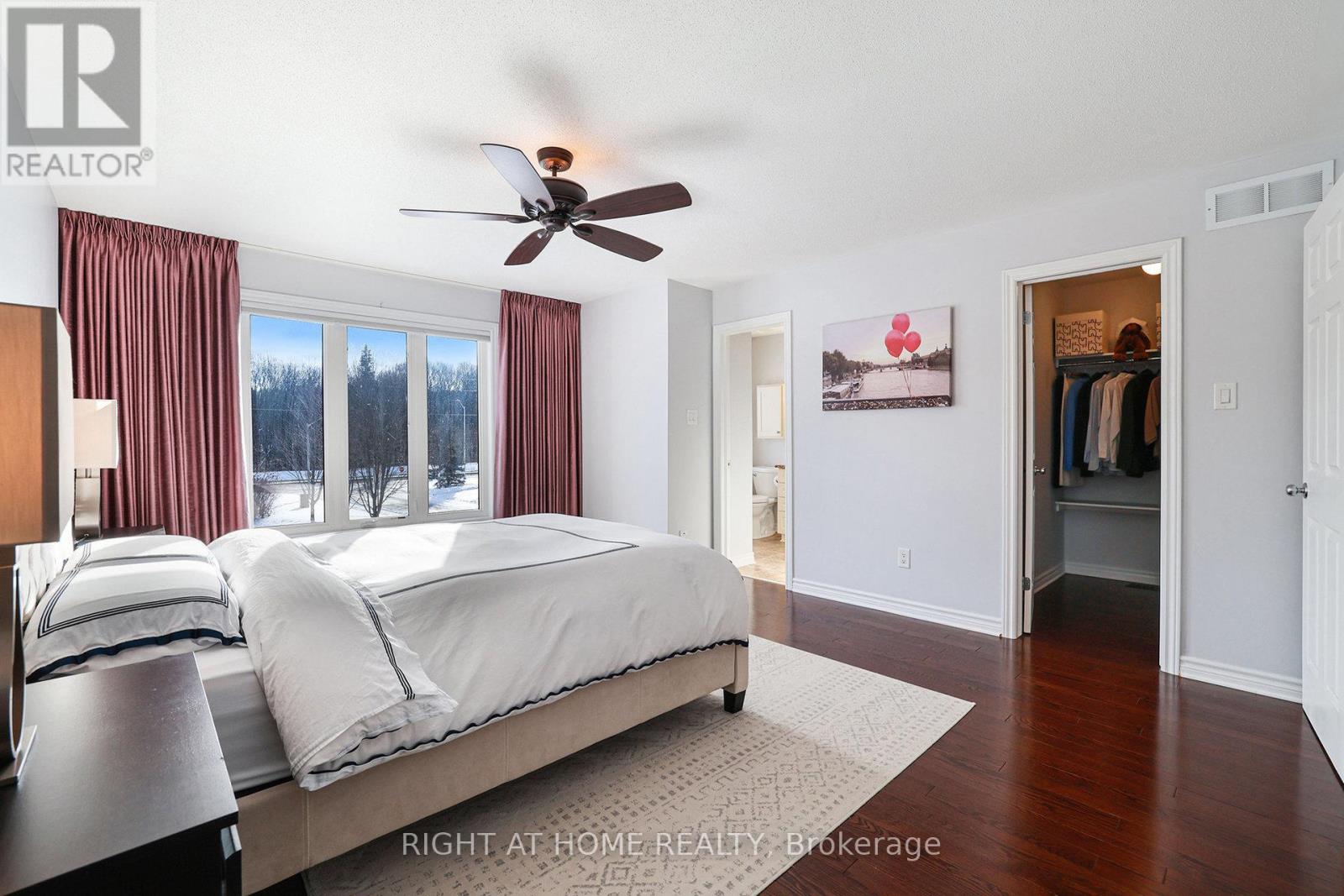 366 Forestbrook Street, Ottawa, Ontario  K2K 0B7 - Photo 17 - X12660040