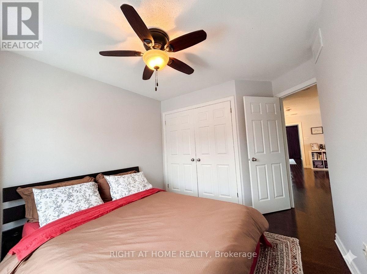 366 Forestbrook Street, Ottawa, Ontario  K2K 0B7 - Photo 24 - X12660040