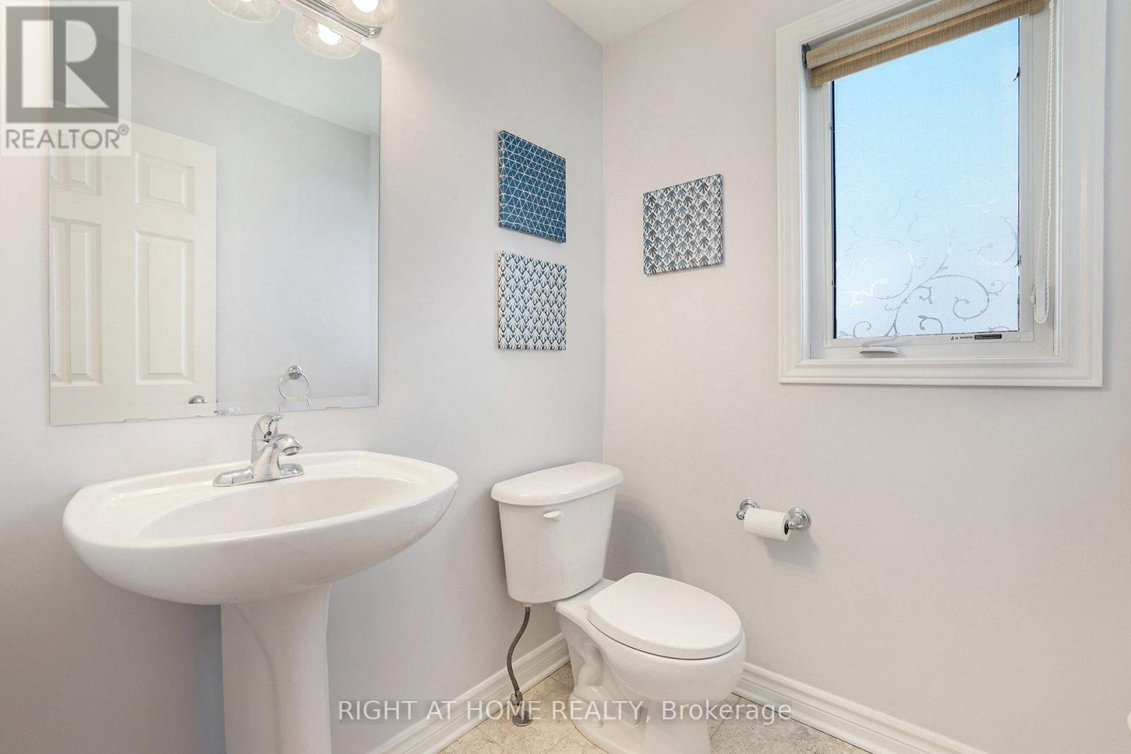 366 Forestbrook Street, Ottawa, Ontario  K2K 0B7 - Photo 3 - X12660040