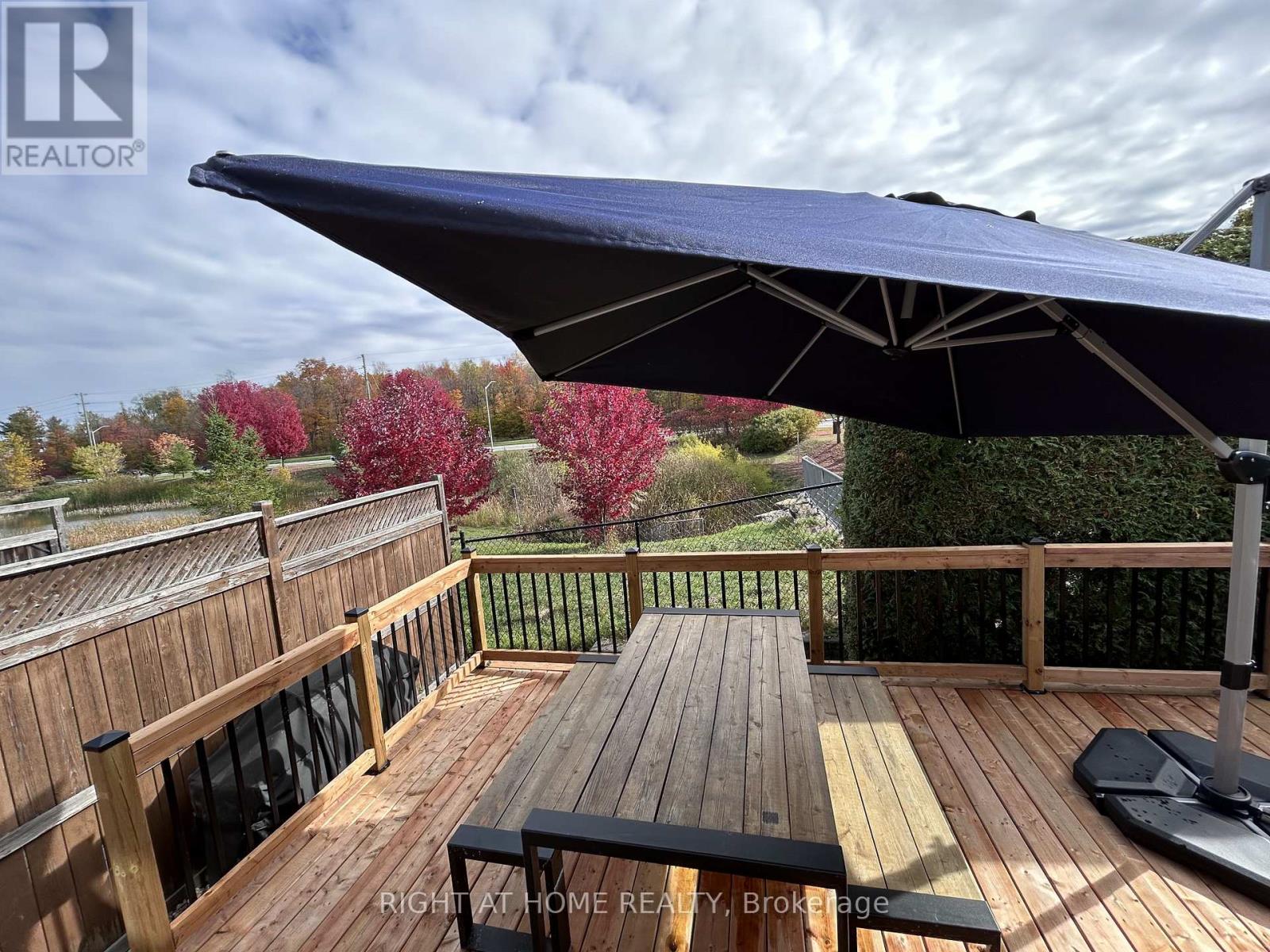 366 Forestbrook Street, Ottawa, Ontario  K2K 0B7 - Photo 31 - X12660040