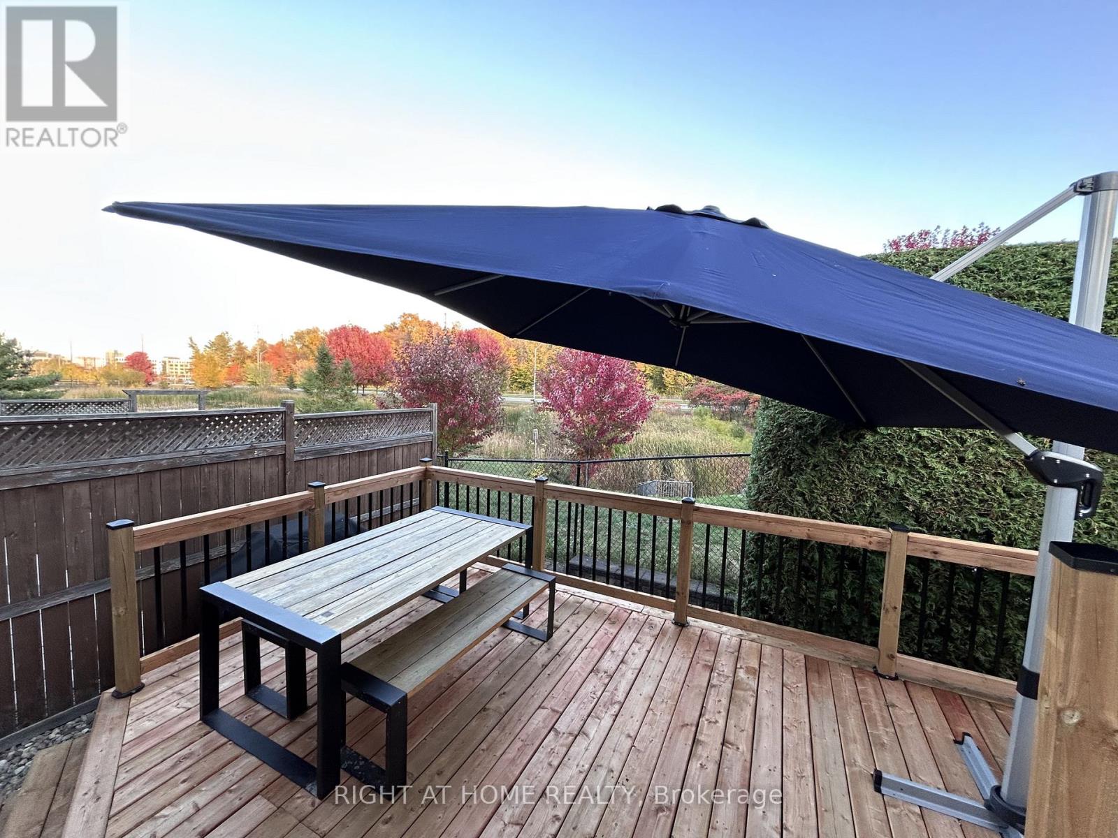 366 Forestbrook Street, Ottawa, Ontario  K2K 0B7 - Photo 32 - X12660040