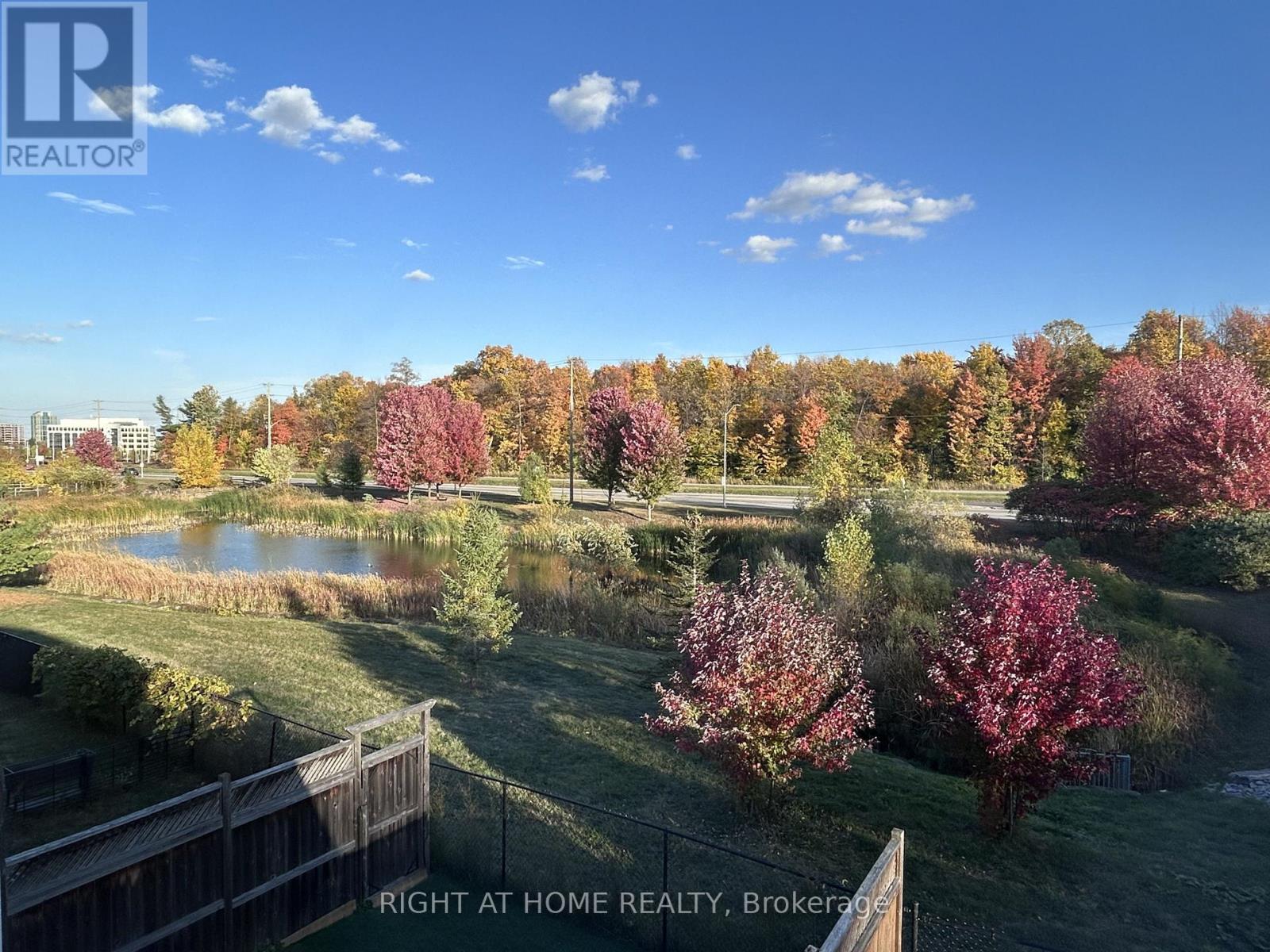 366 Forestbrook Street, Ottawa, Ontario  K2K 0B7 - Photo 33 - X12660040