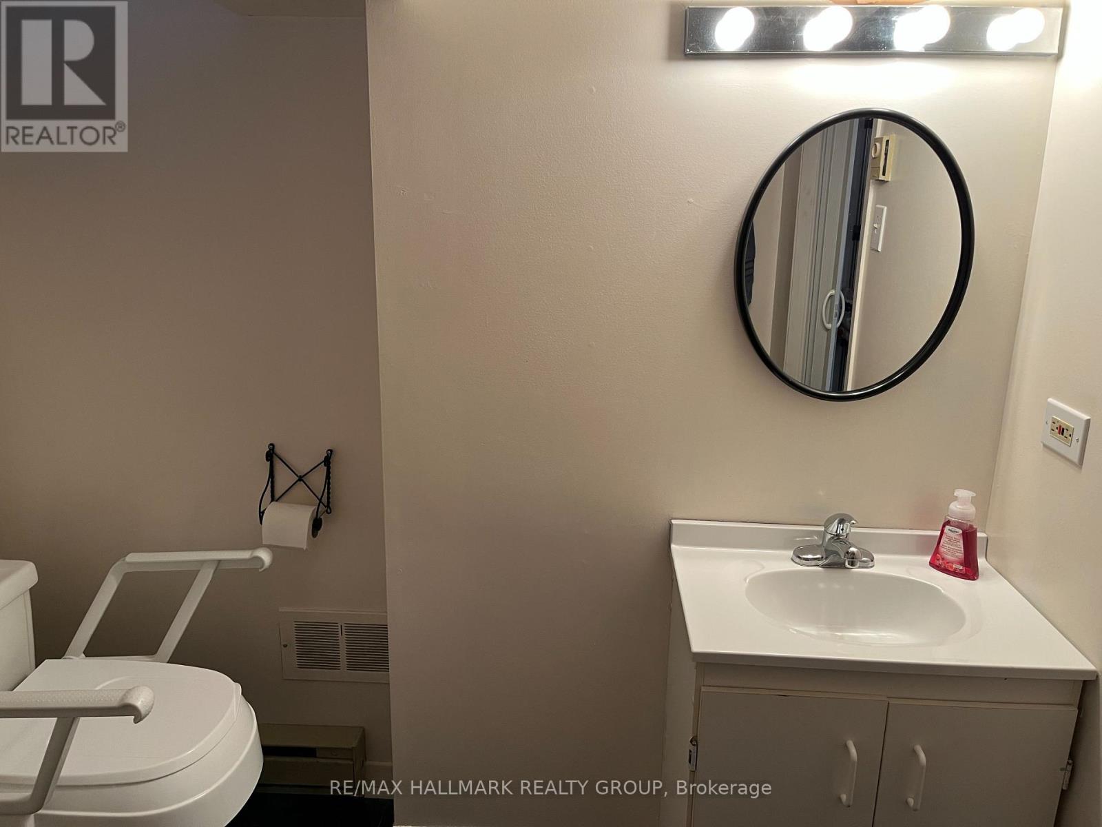 841 Dundee Avenue, Ottawa, Ontario  K2B 5S8 - Photo 26 - X12660046