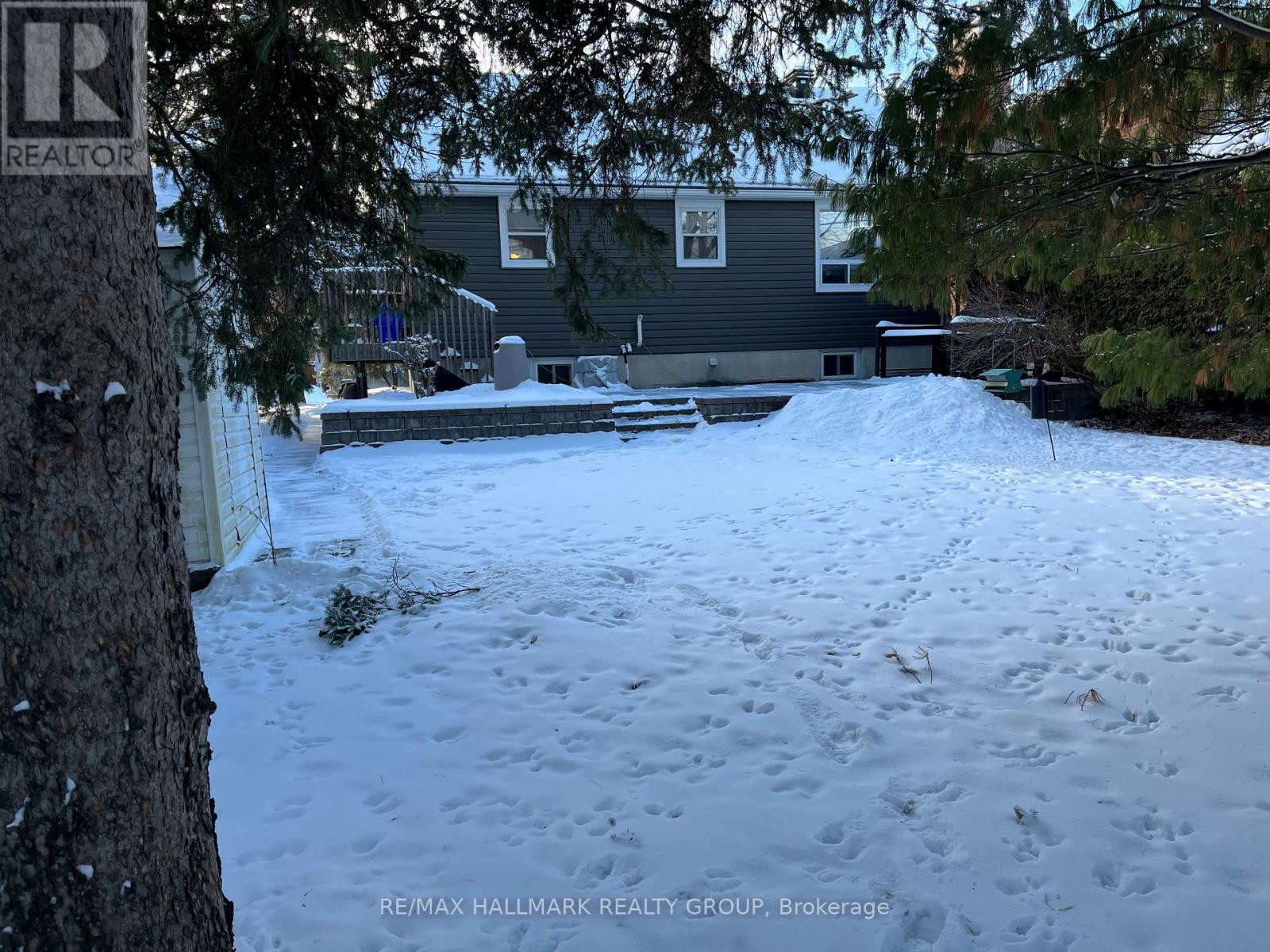 841 Dundee Avenue, Ottawa, Ontario  K2B 5S8 - Photo 31 - X12660046