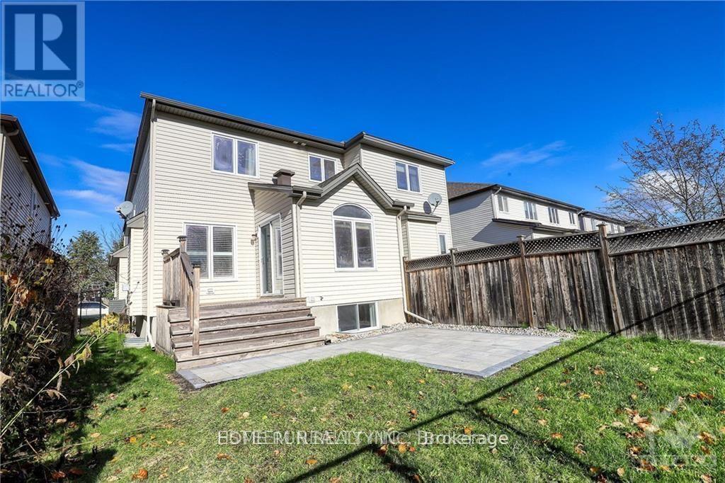 311 Riversedge Crescent, Ottawa, Ontario  K1V 0Y7 - Photo 3 - X12660066