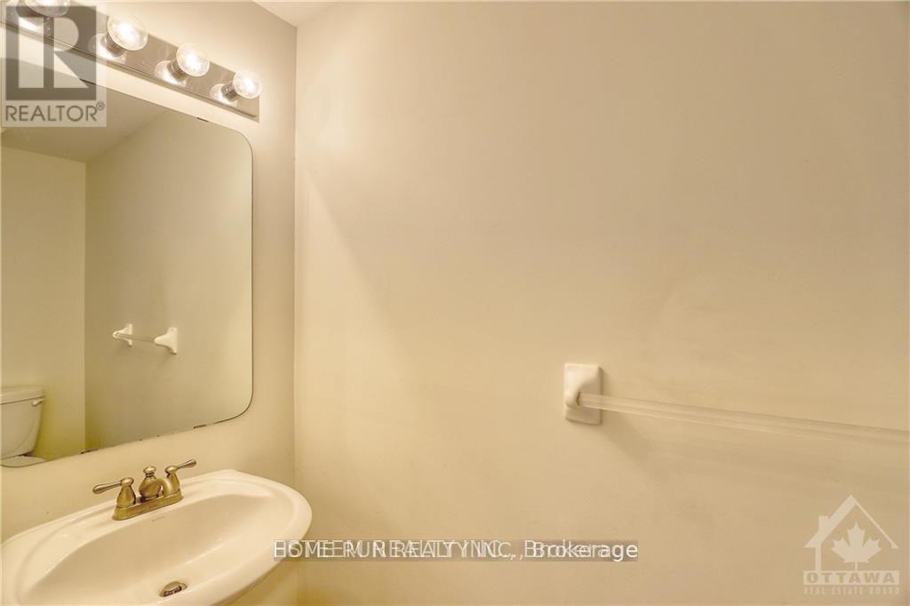 311 Riversedge Crescent, Ottawa, Ontario  K1V 0Y7 - Photo 4 - X12660066