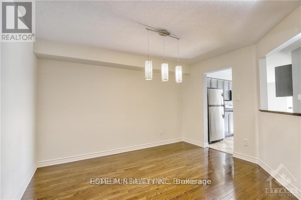 311 Riversedge Crescent, Ottawa, Ontario  K1V 0Y7 - Photo 6 - X12660066