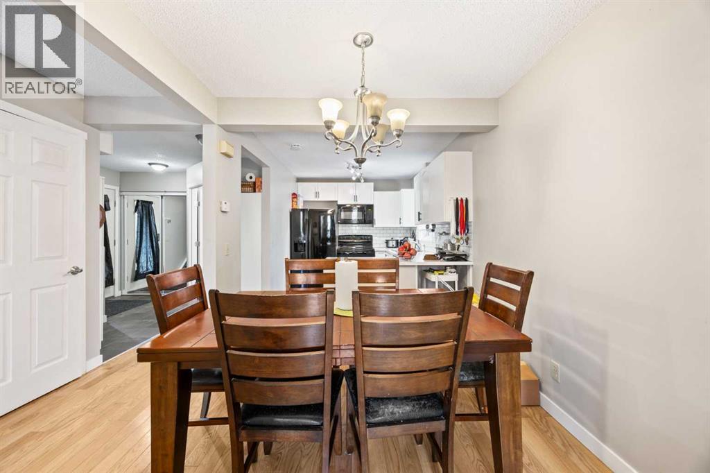 502 Signal Hill Green Sw, Calgary, Alberta  T3H 2Y4 - Photo 11 - A2267482