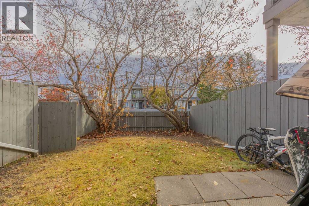 502 Signal Hill Green Sw, Calgary, Alberta  T3H 2Y4 - Photo 25 - A2267482