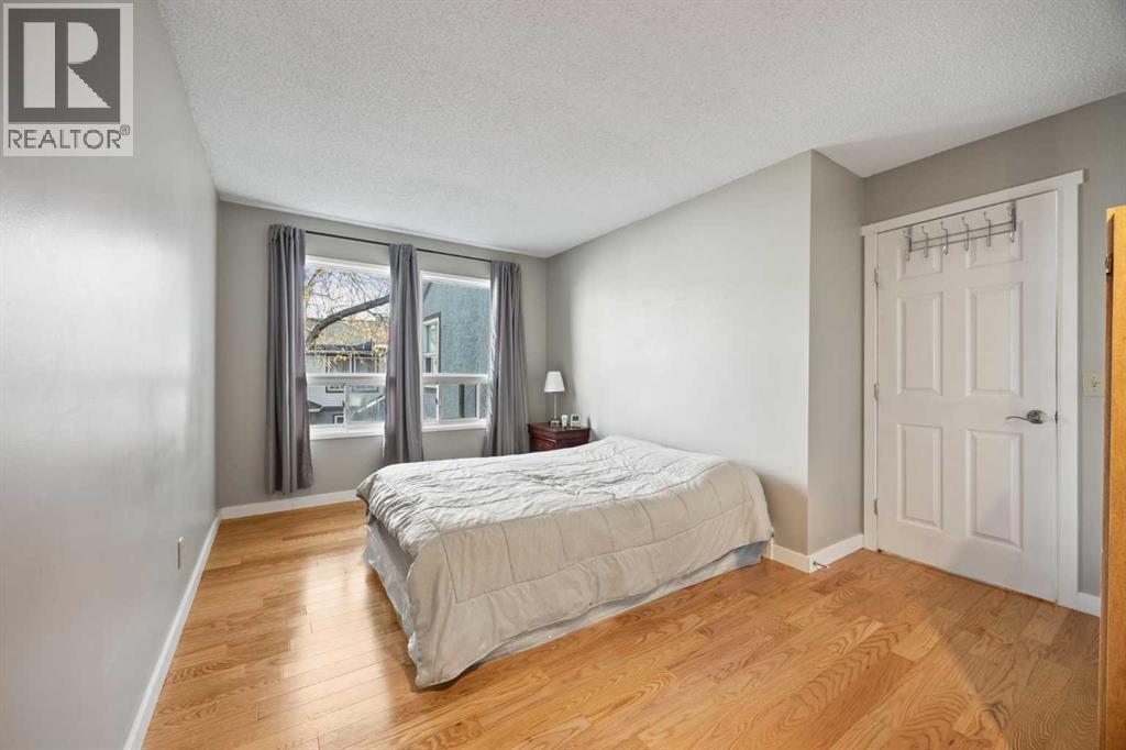 502 Signal Hill Green Sw, Calgary, Alberta  T3H 2Y4 - Photo 16 - A2267482