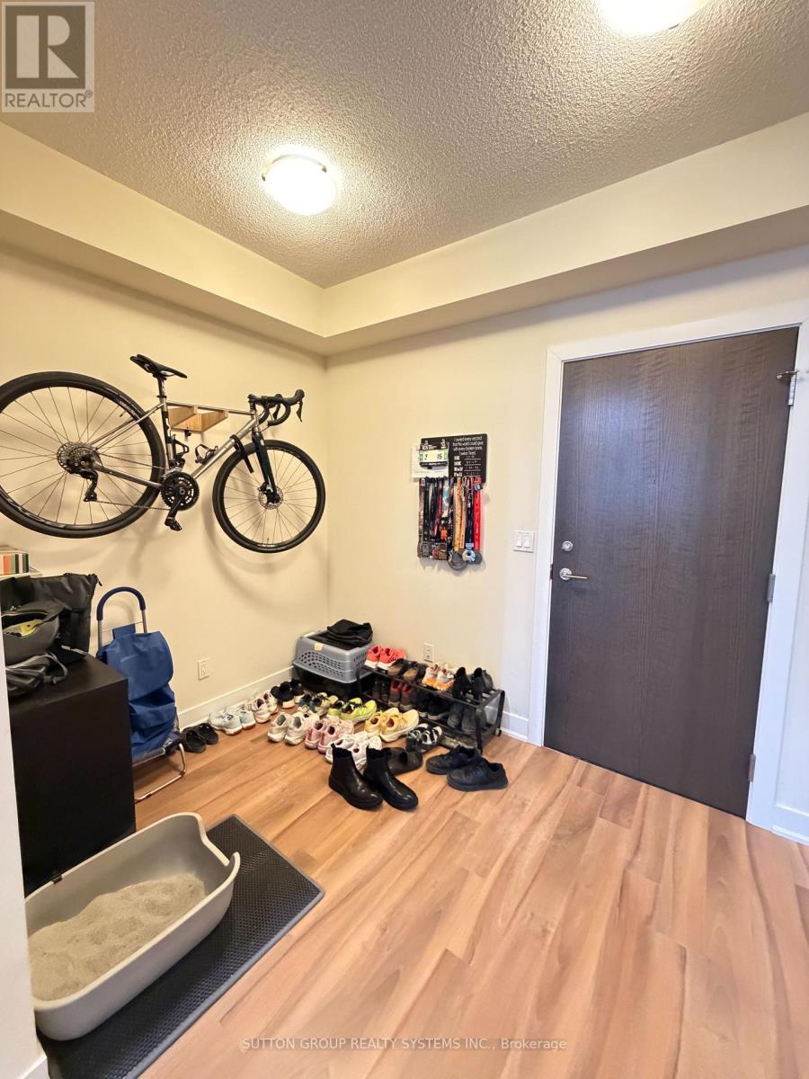 907 - 28 Linden Street, Toronto, Ontario  M4Y 0A4 - Photo 6 - C12660048