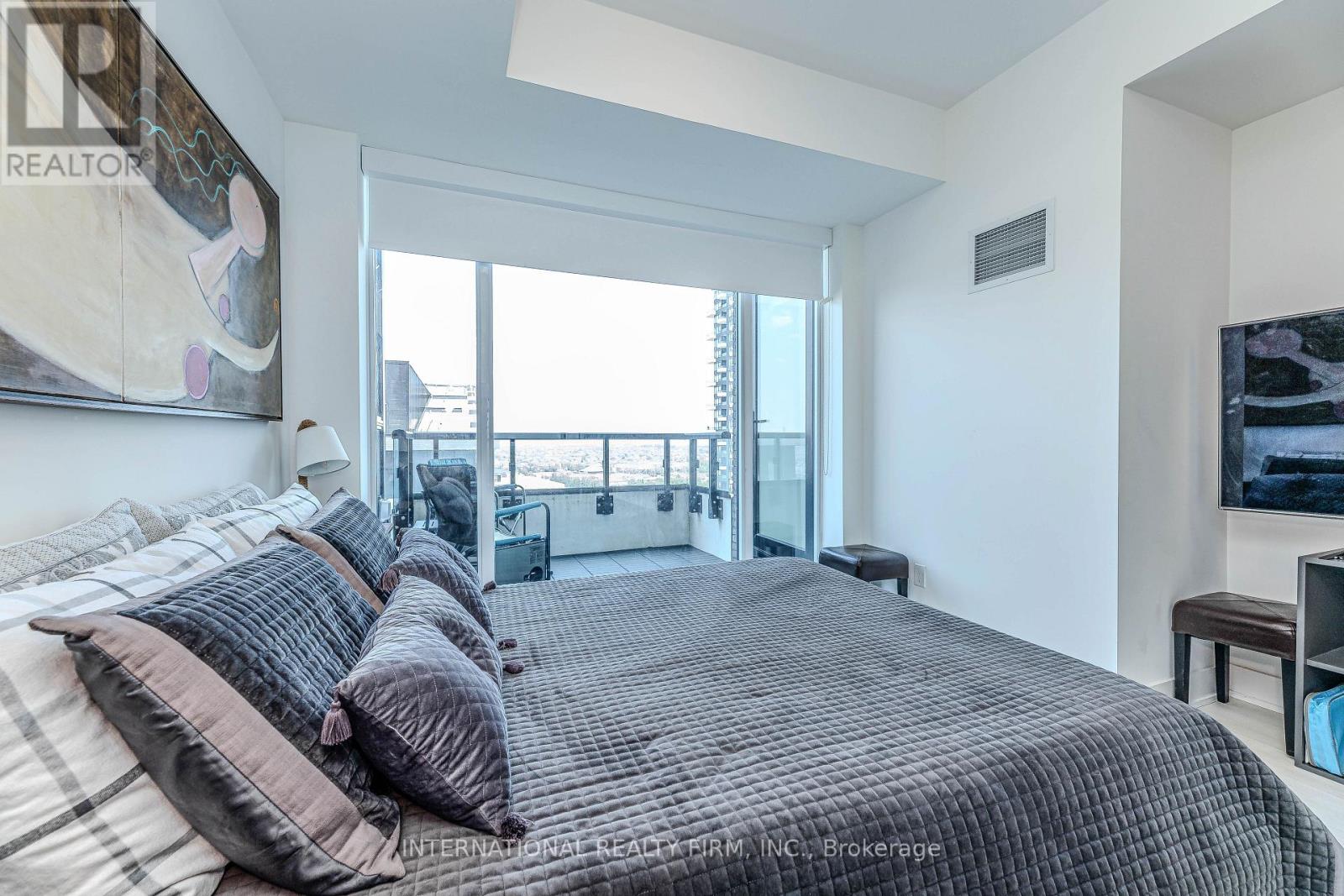 1307 - 2481 Taunton Road, Oakville, Ontario  L6H 3R7 - Photo 25 - W12660036