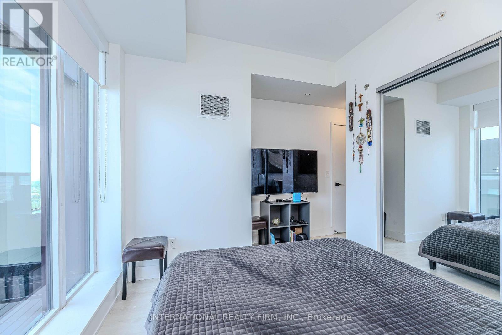 1307 - 2481 Taunton Road, Oakville, Ontario  L6H 3R7 - Photo 26 - W12660036