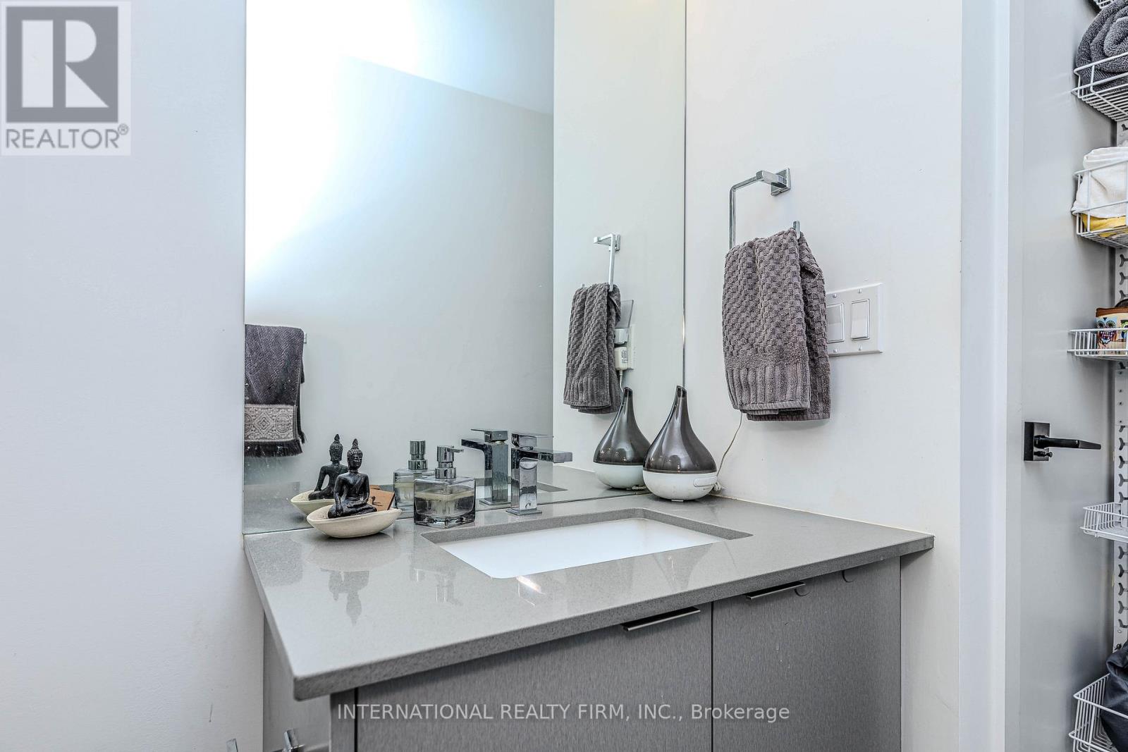 1307 - 2481 Taunton Road, Oakville, Ontario  L6H 3R7 - Photo 27 - W12660036