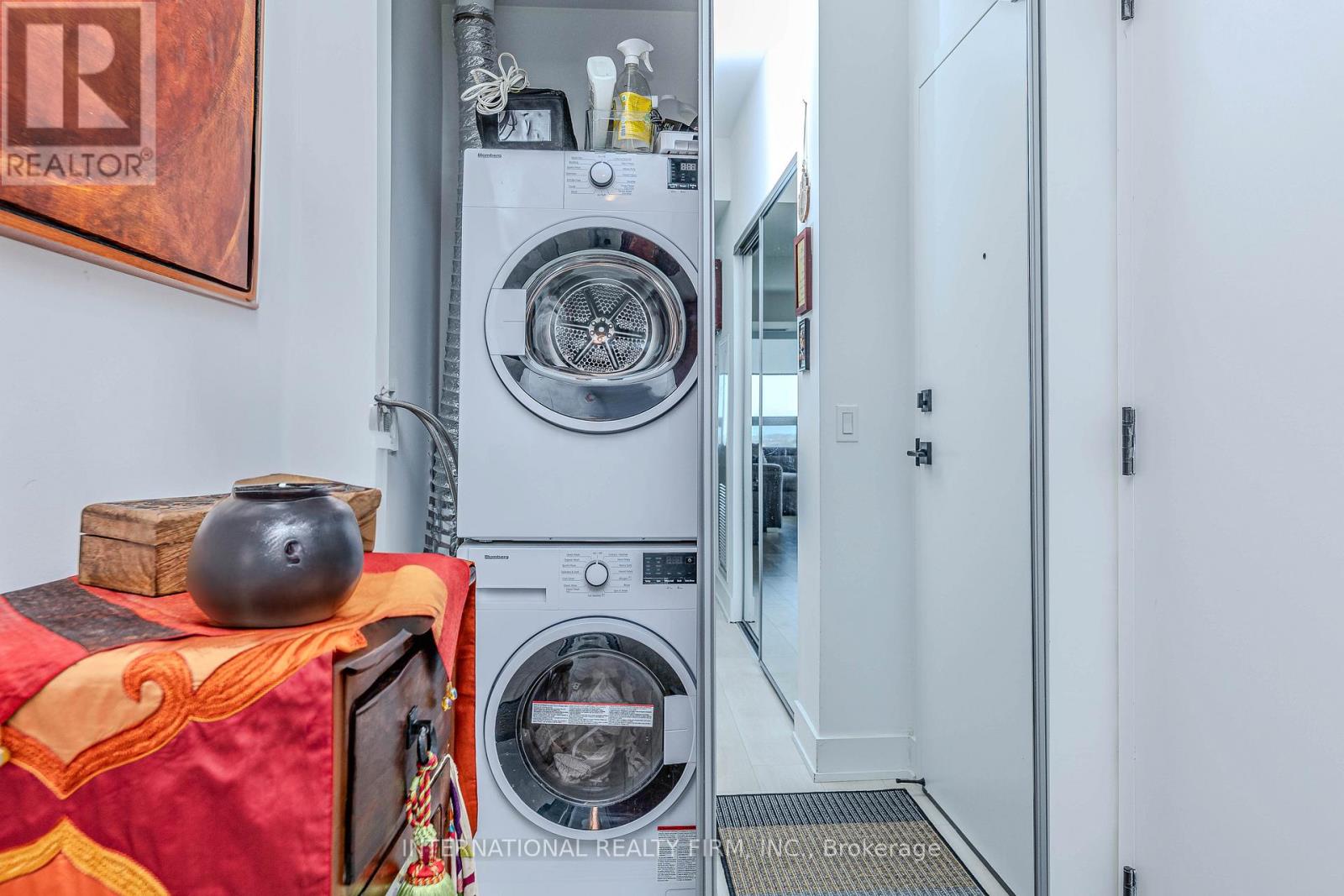 1307 - 2481 Taunton Road, Oakville, Ontario  L6H 3R7 - Photo 9 - W12660036