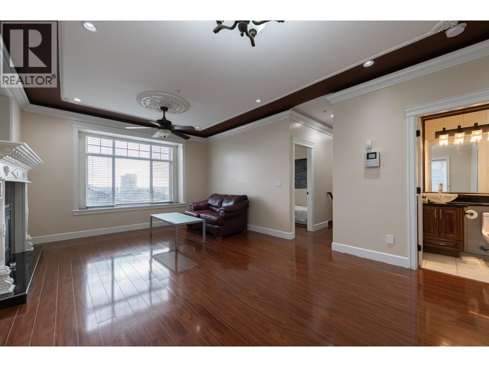 741 E 61st Avenue, Vancouver, British Columbia  V5X 2C1 - Photo 5 - R3074999