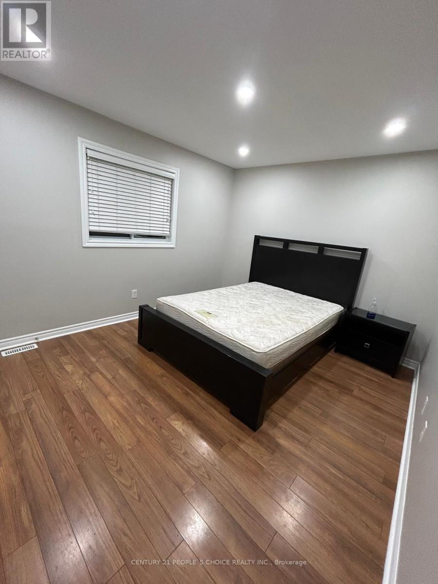 689 North Leaksdale Circle W, London South, Ontario  N6M 1M1 - Photo 14 - X12660076