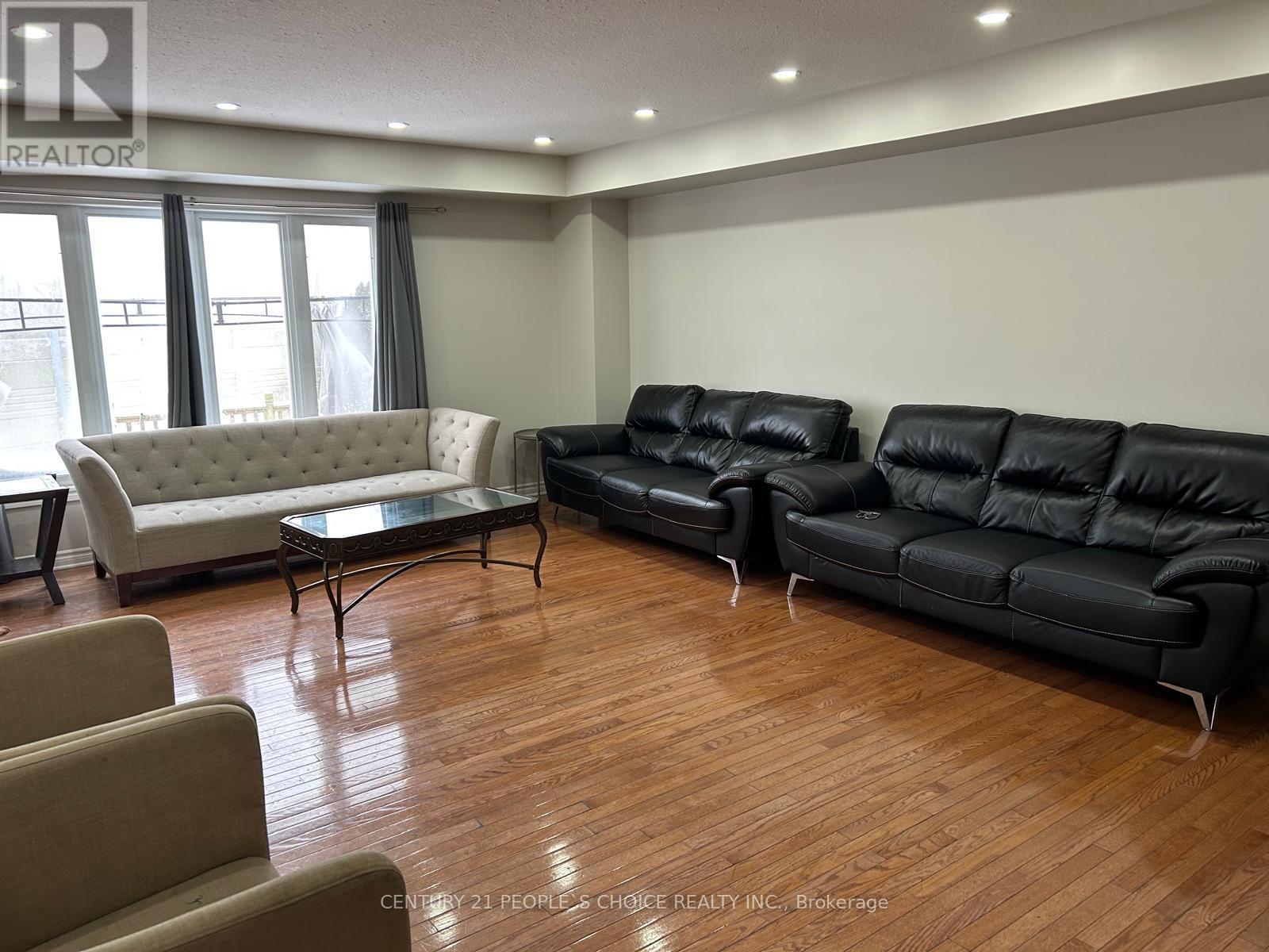 689 North Leaksdale Circle W, London South, Ontario  N6M 1M1 - Photo 5 - X12660076