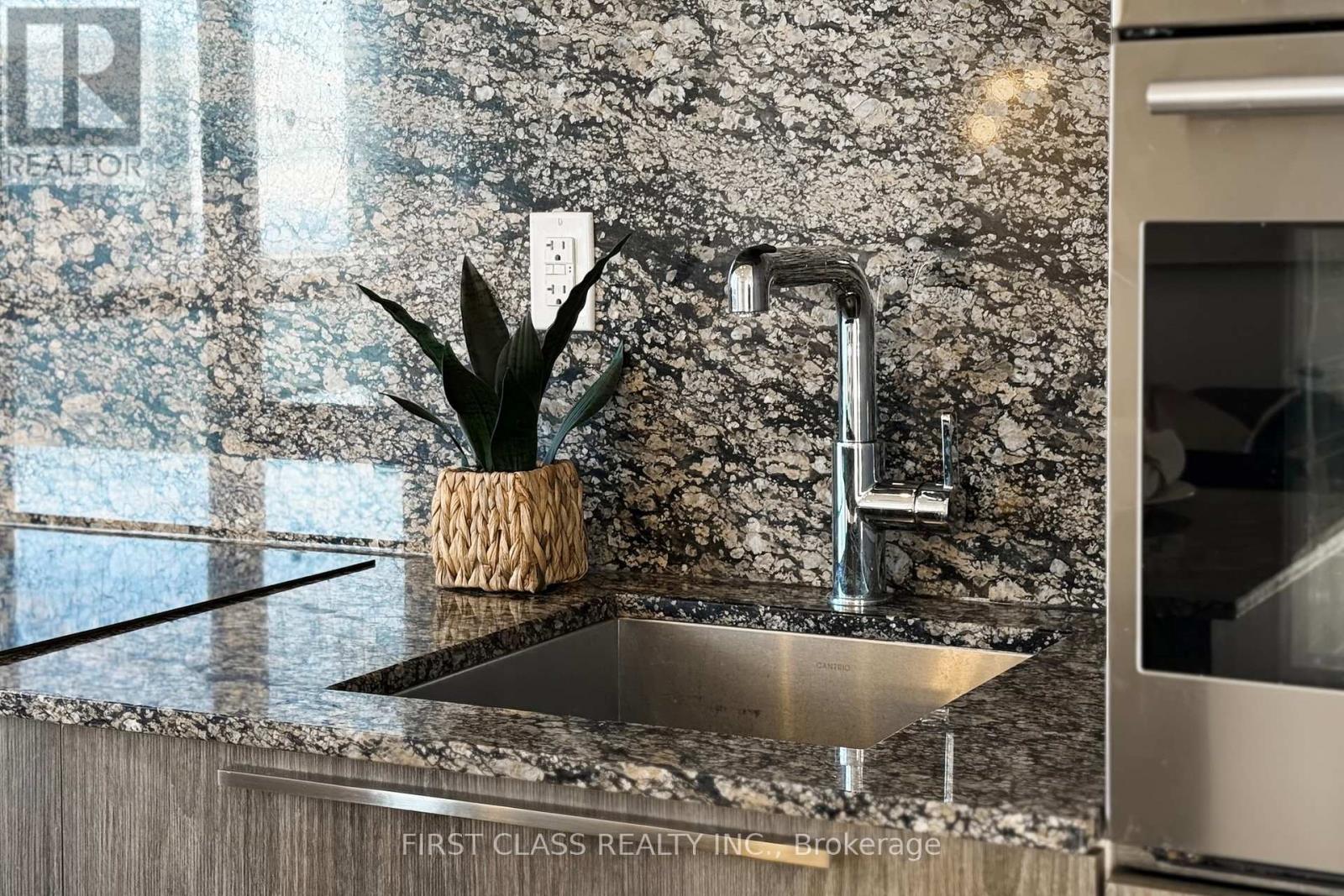 2708 - 88 Blue Jays Way, Toronto, Ontario  M5V 0L7 - Photo 14 - C12566032