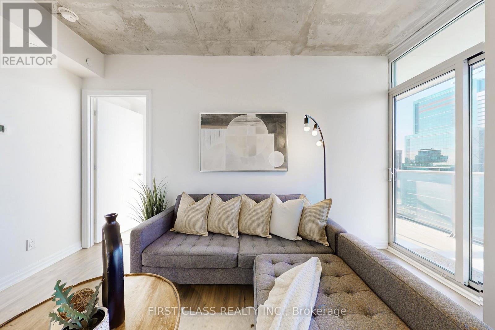 2708 - 88 Blue Jays Way, Toronto, Ontario  M5V 0L7 - Photo 5 - C12566032