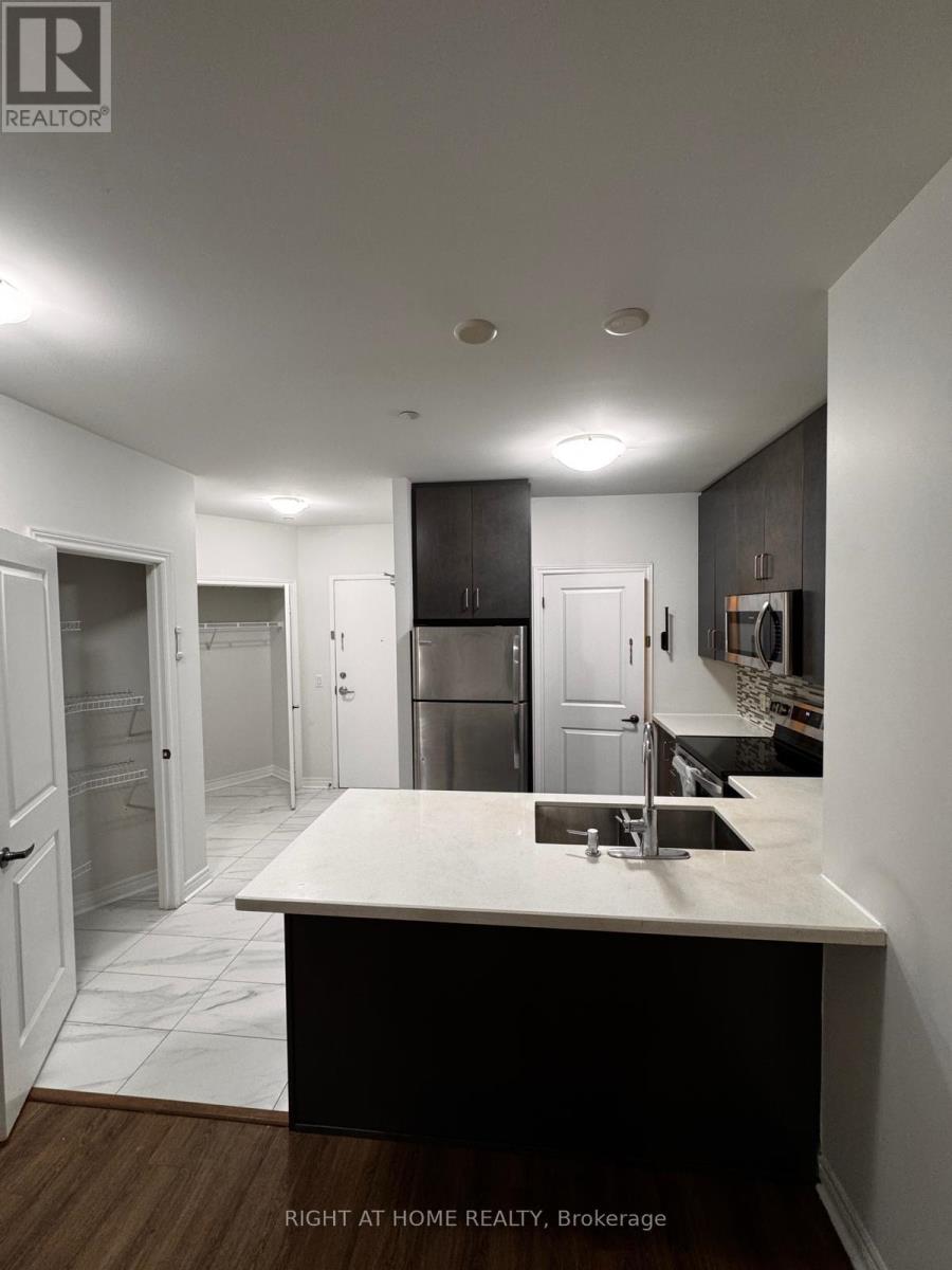 520 - 39 New Delhi Drive S, Markham, Ontario  L3S 0E1 - Photo 5 - N12526202
