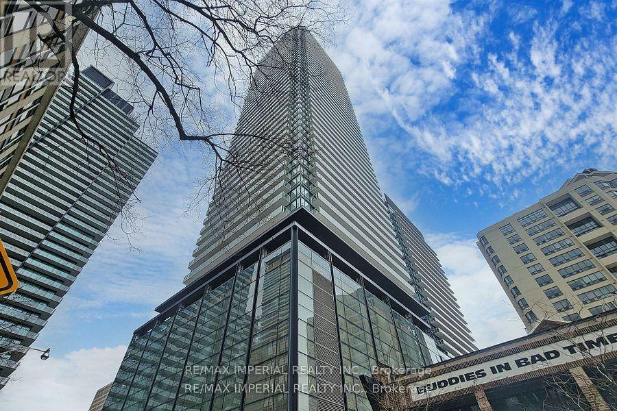 2111 - 501 YONGE STREET, Toronto, Ontario