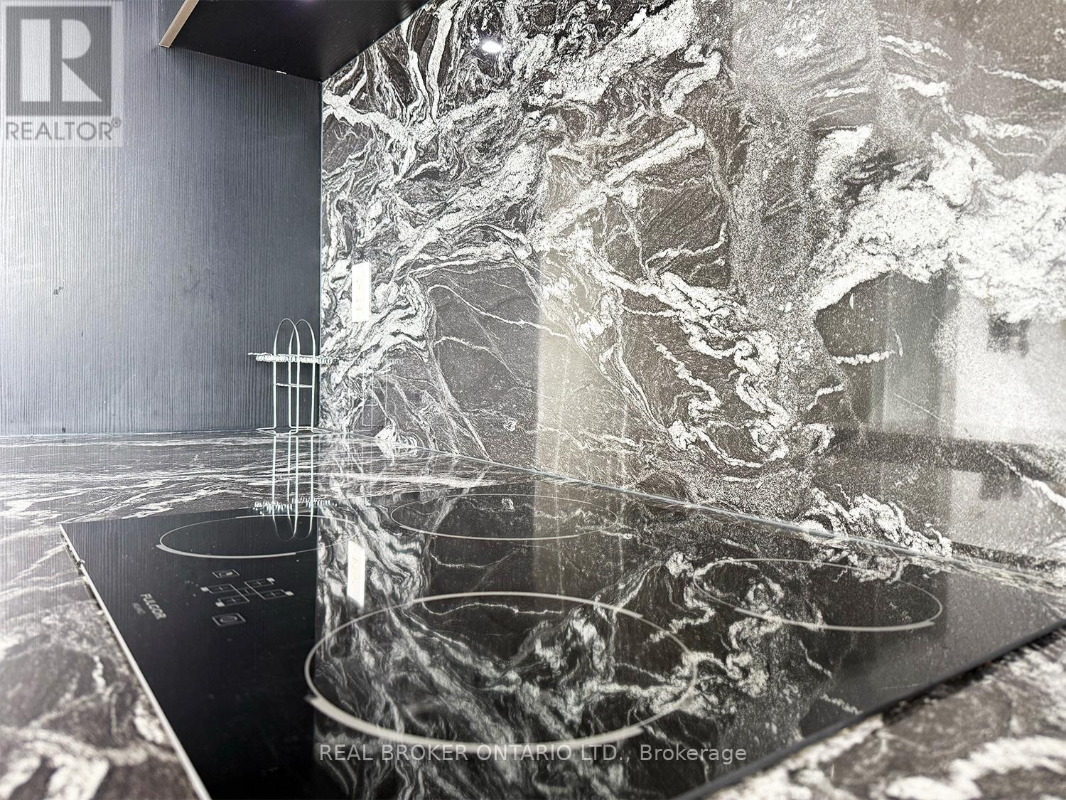 2807 - 88 Blue Jays Way, Toronto, Ontario  M5V 0L7 - Photo 12 - C12539588