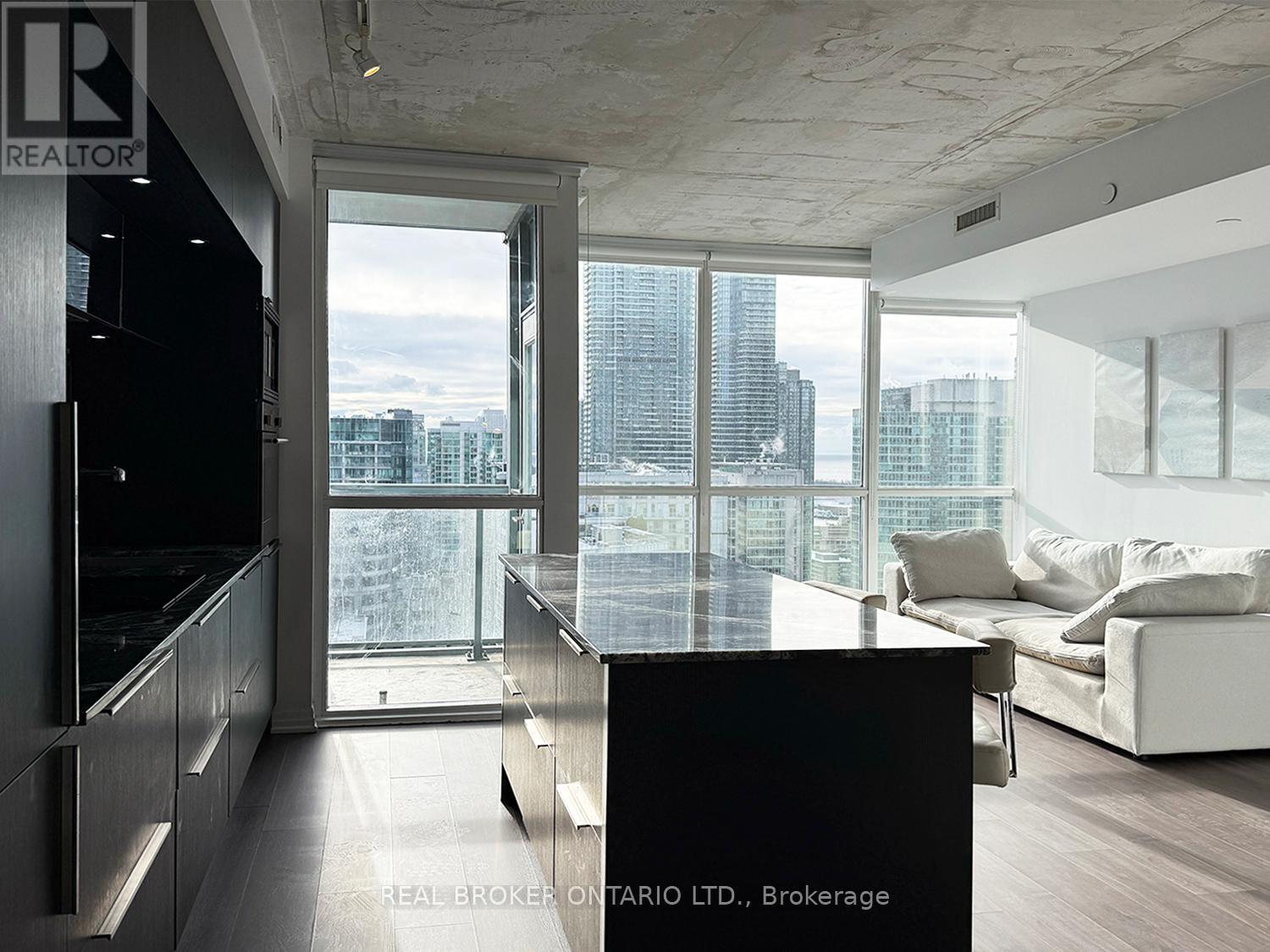 2807 - 88 Blue Jays Way, Toronto, Ontario  M5V 0L7 - Photo 15 - C12539588