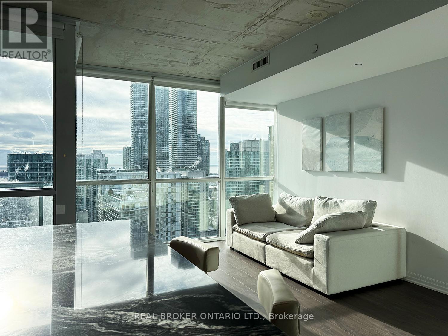 2807 - 88 Blue Jays Way, Toronto, Ontario  M5V 0L7 - Photo 3 - C12539588