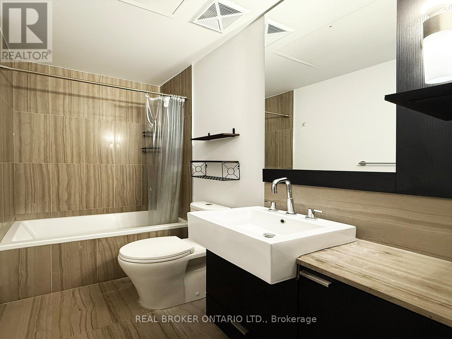 2807 - 88 Blue Jays Way, Toronto, Ontario  M5V 0L7 - Photo 7 - C12539588