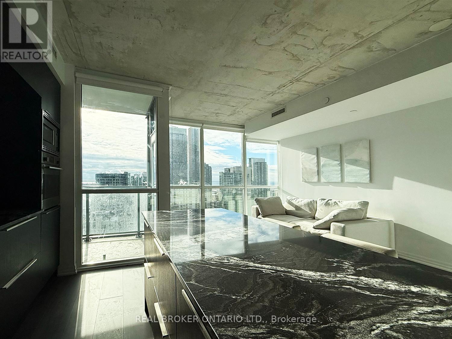 2807 - 88 Blue Jays Way, Toronto, Ontario  M5V 0L7 - Photo 8 - C12539588