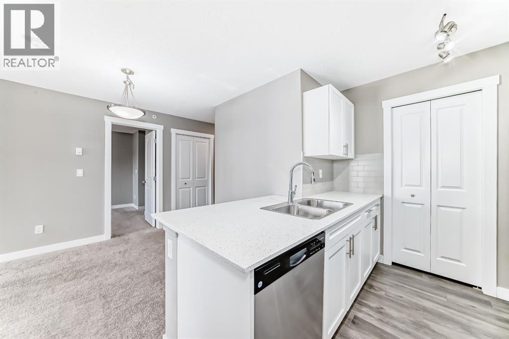 606, 20 Kincora Glen Park Nw, Calgary, Alberta  T3R 1R9 - Photo 4 - A2276367