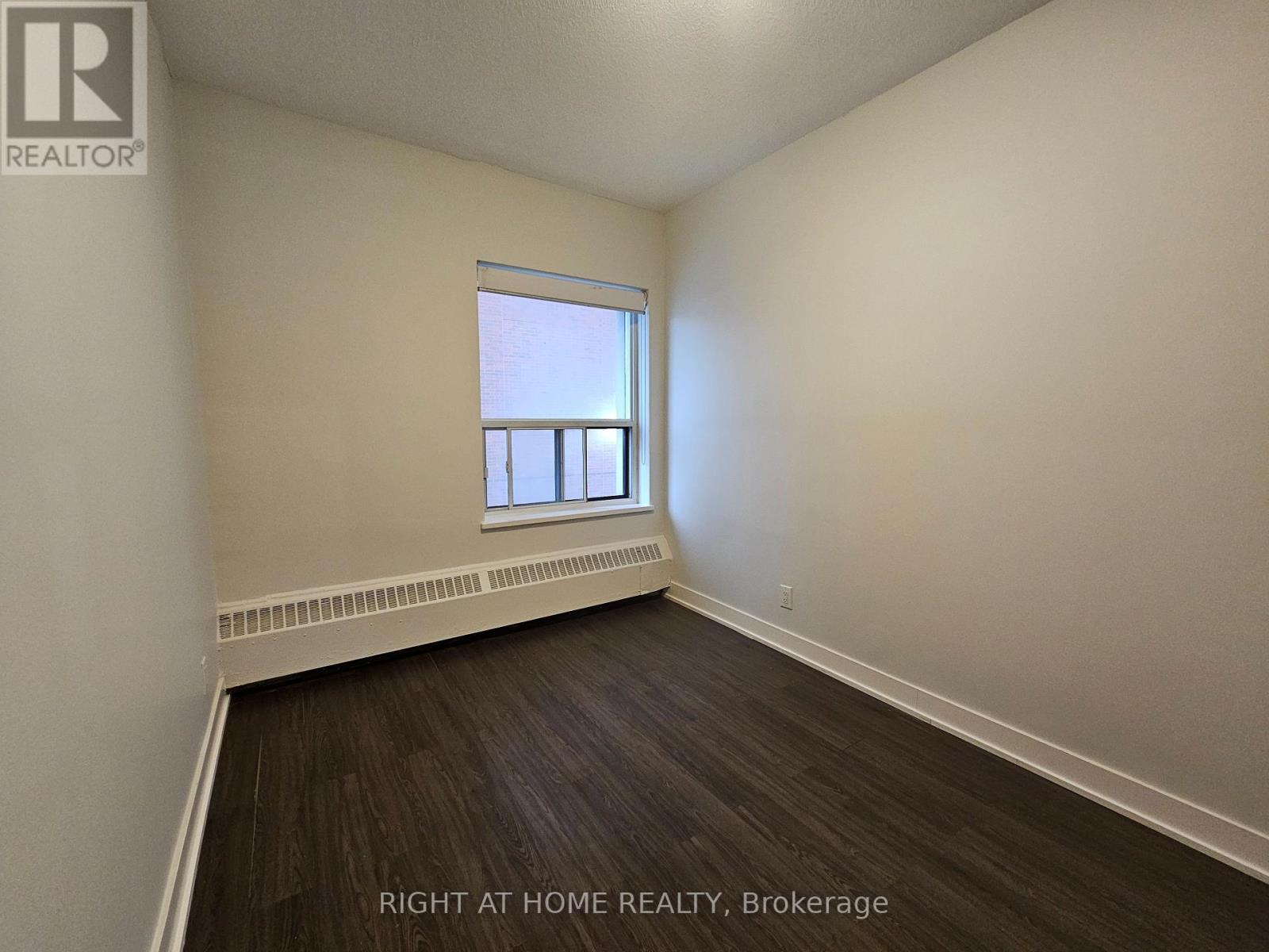 204 - 1801 Eglinton Avenue W, Toronto, Ontario  M6E 2H8 - Photo 9 - C12640118