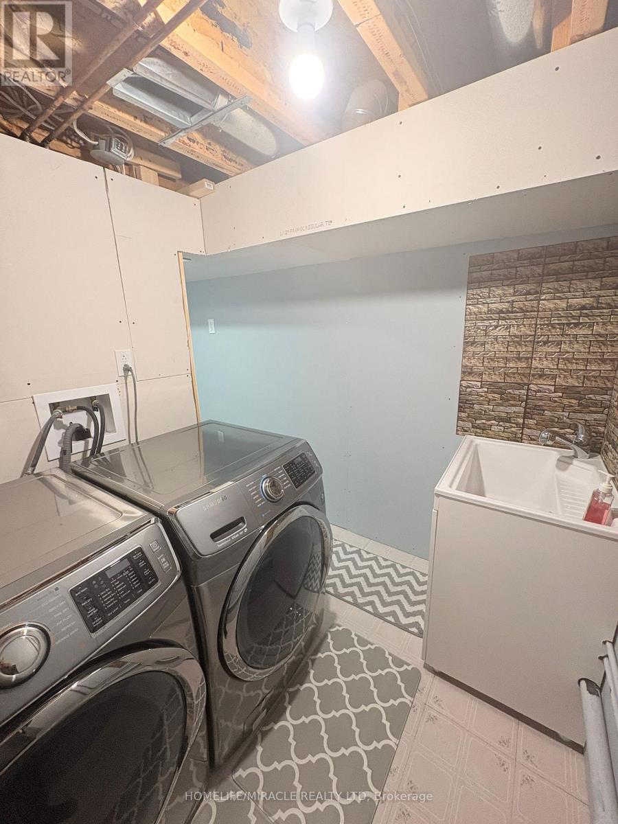 Basement - 28 Bearwood Street, Brampton, Ontario  L7A 1Y8 - Photo 10 - W12658710