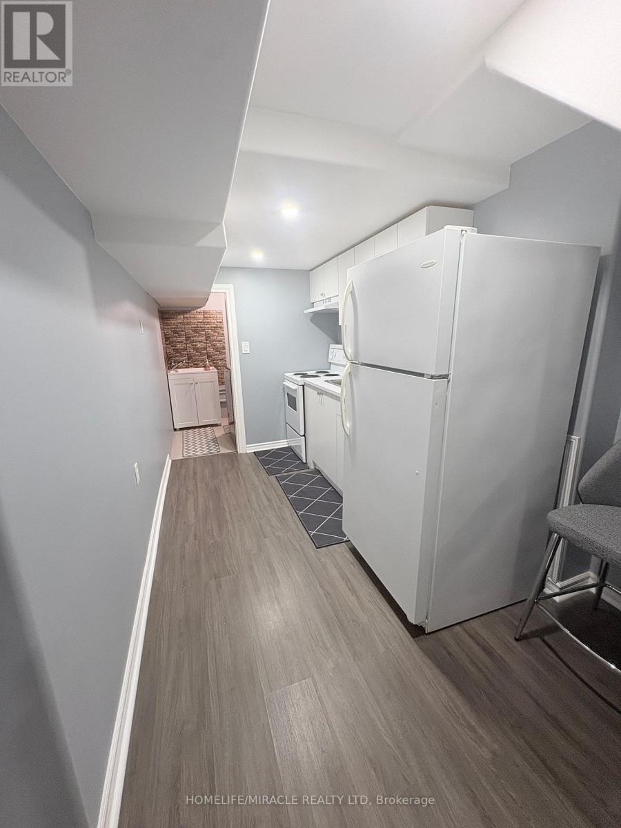 Basement - 28 Bearwood Street, Brampton, Ontario  L7A 1Y8 - Photo 7 - W12658710