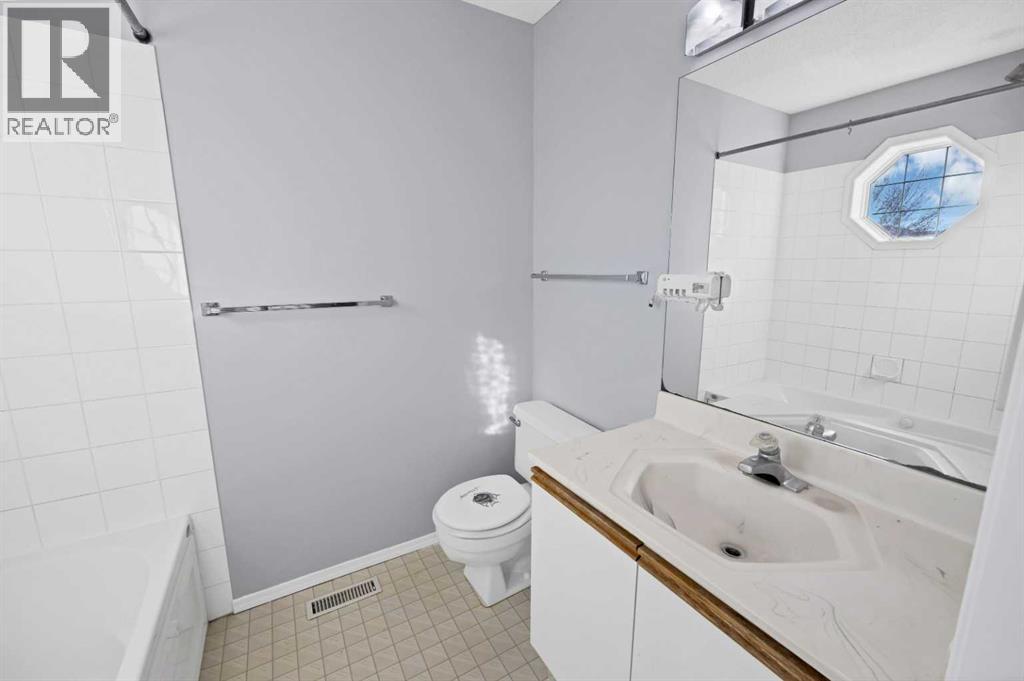 73 Hidden Spring Green Nw, Calgary, Alberta  T3A 5N2 - Photo 36 - A2275052