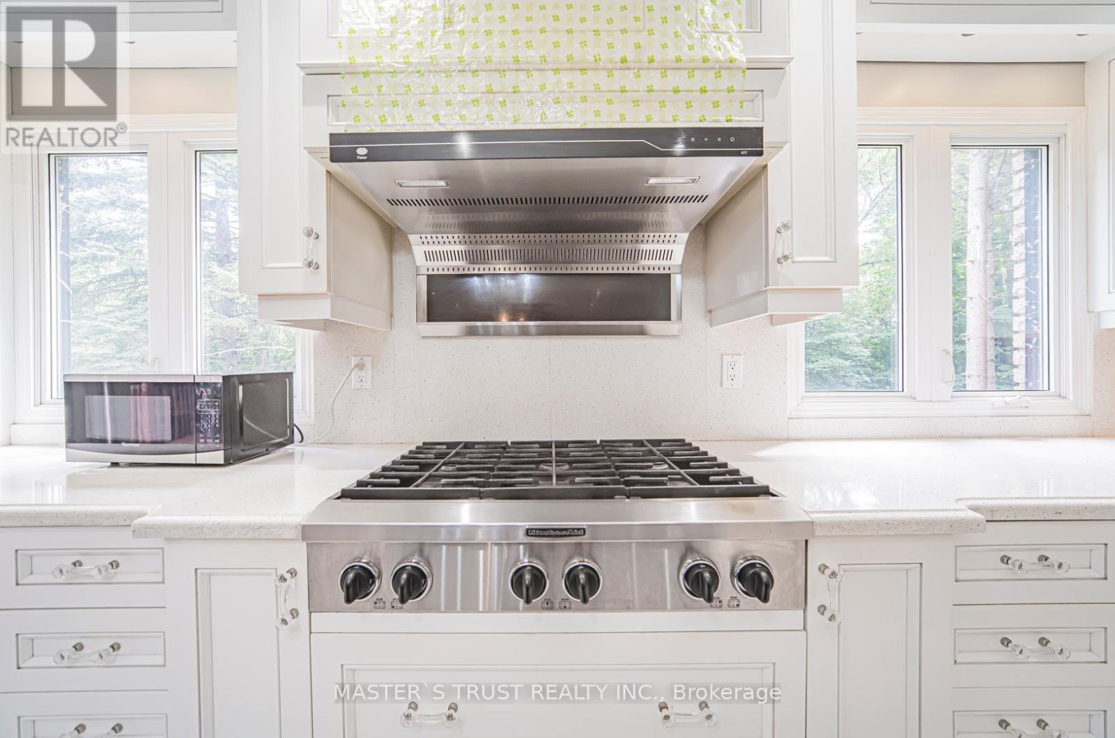 5 Saddletree Drive, Toronto, Ontario  M2H 3L1 - Photo 11 - C12660108