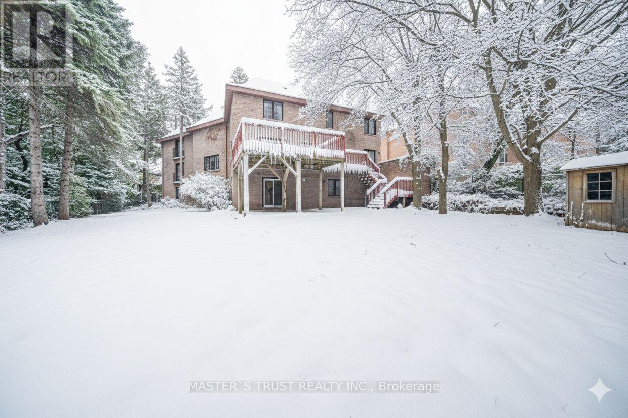 5 Saddletree Drive, Toronto, Ontario  M2H 3L1 - Photo 3 - C12660108