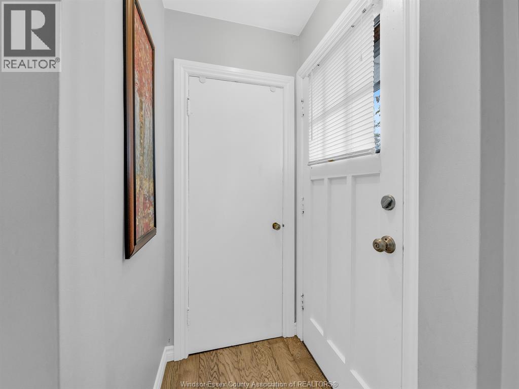 994 Homedale Boulevard, Windsor, Ontario  N8S 2T2 - Photo 2 - 25028069