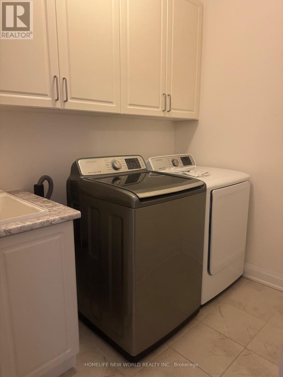 95 Causland Lane, Richmond Hill (Devonsleigh), Ontario  L4C 0H8 - Photo 14 - N12564760